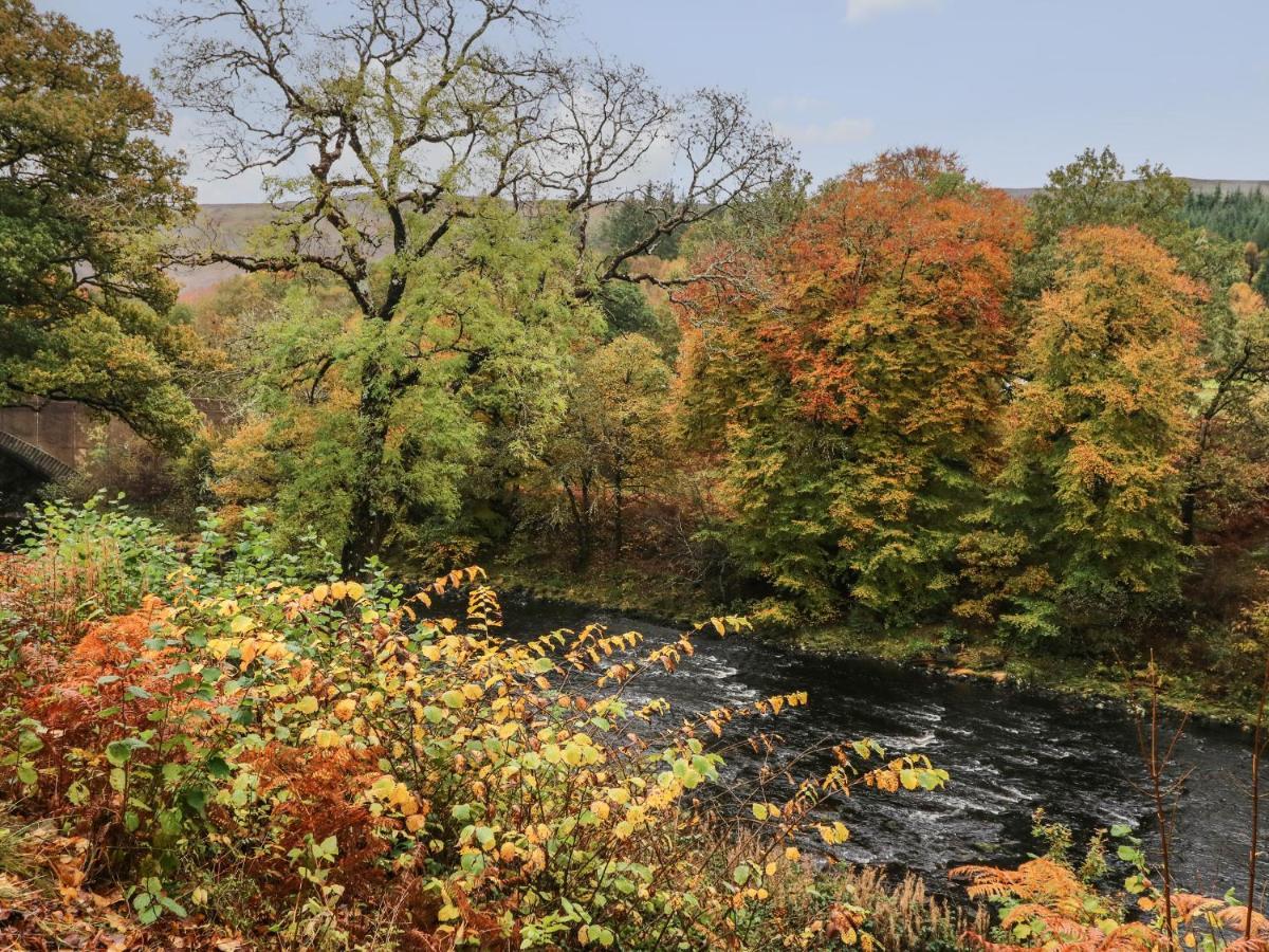 4 River Court Invergarry Exterior foto